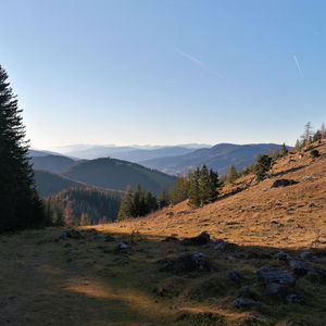 Fast ohne Reim: Auf den Sonnwendstein