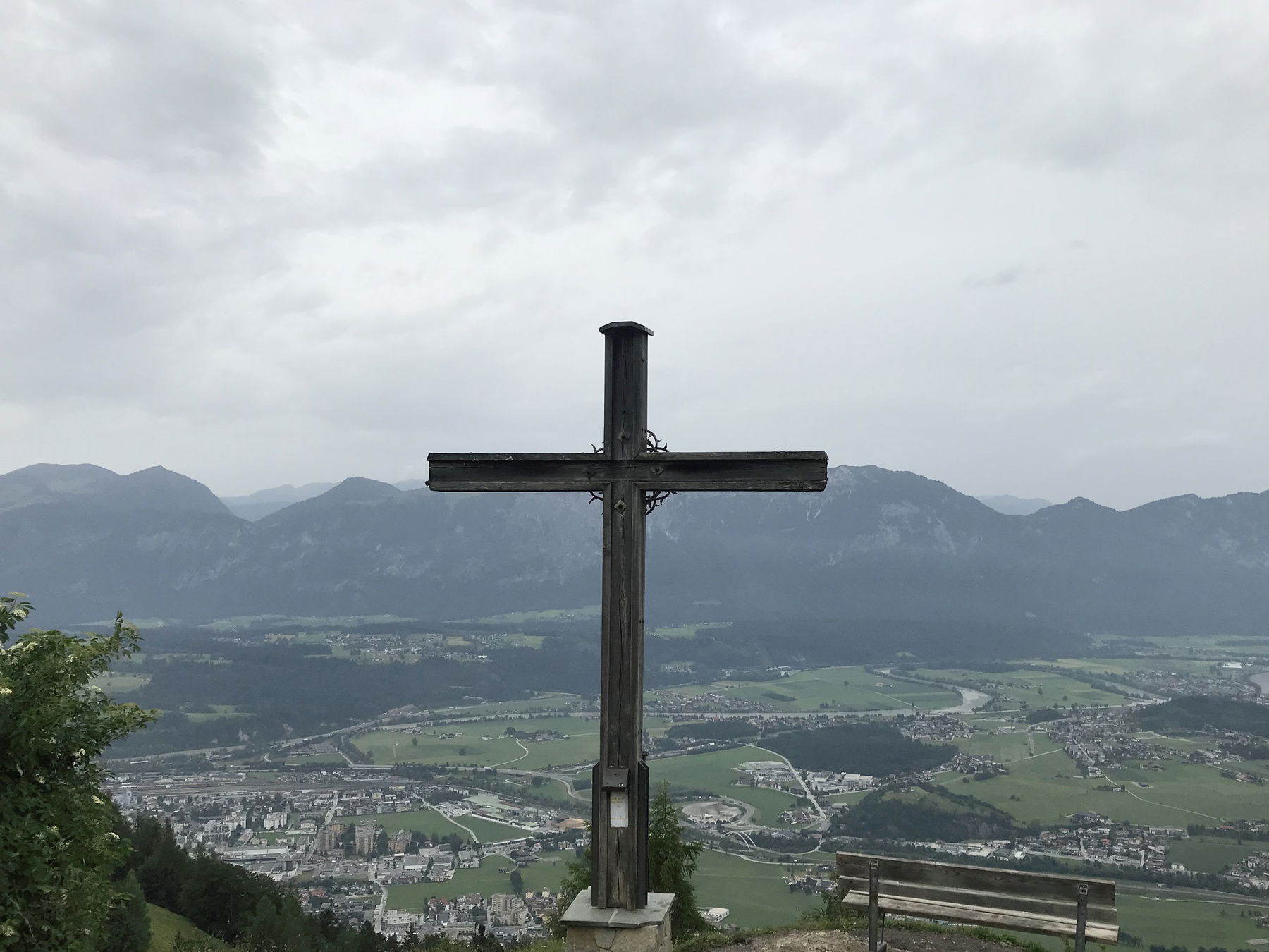 Übern Berg zum Baden, das Möslalmkreuz
